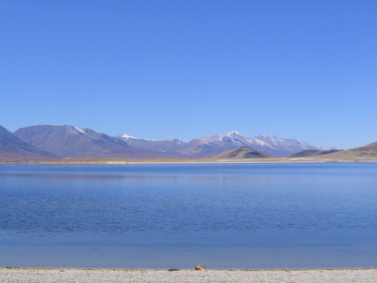 Озеро Хотон-Нур, изображение ландшафта.