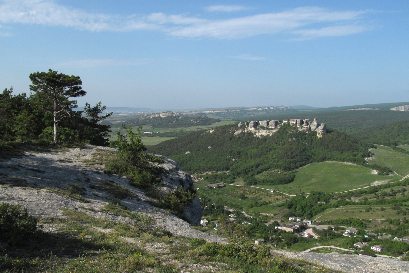 Каралезская долина, изображение ландшафта.