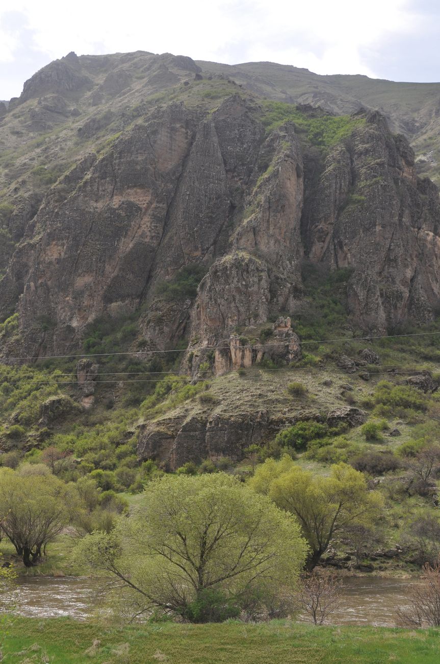 Окрестности монастыря Такветула, изображение ландшафта.