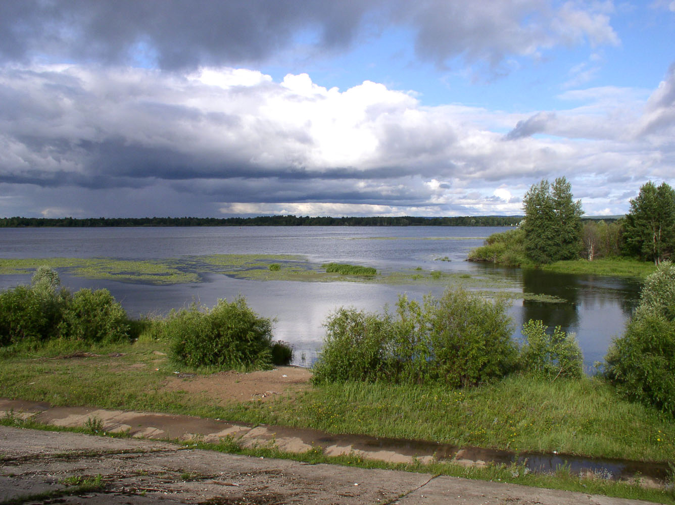 Чебоксарское водохранилище, изображение ландшафта.