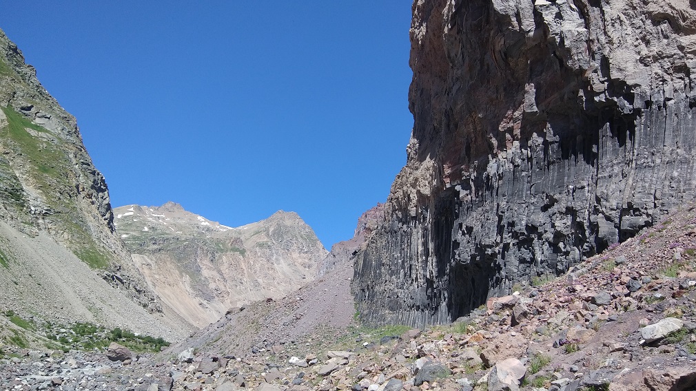 Долина реки Азау, image of landscape/habitat.