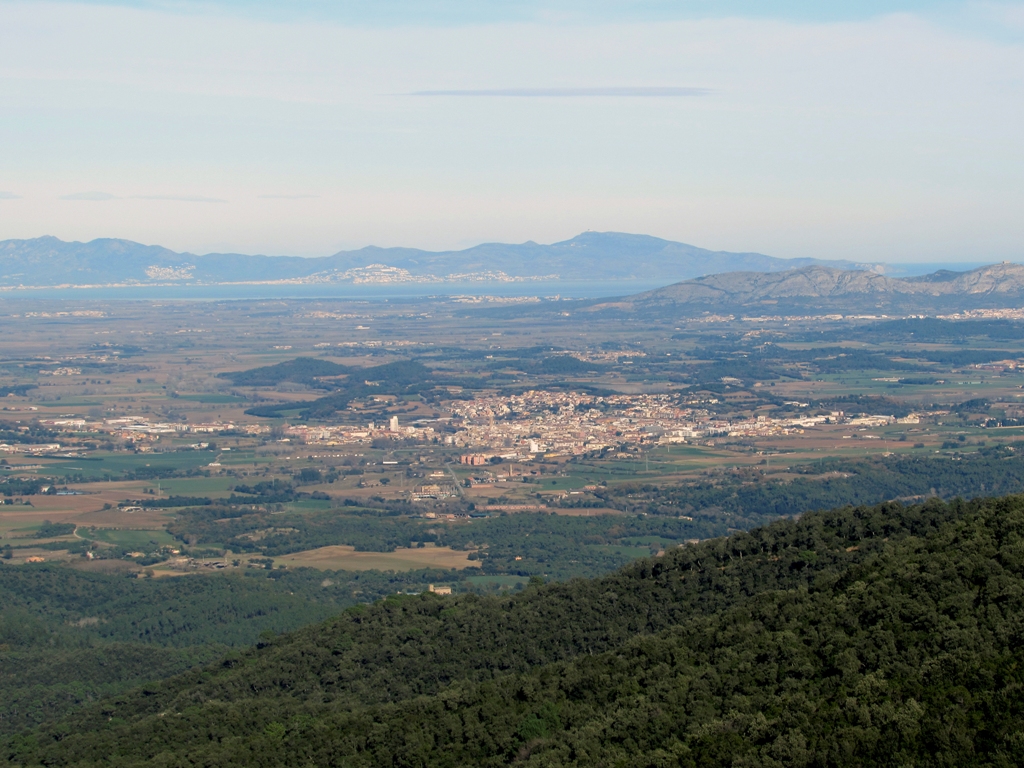 Горный массив Лес-Гаваррес, image of landscape/habitat.