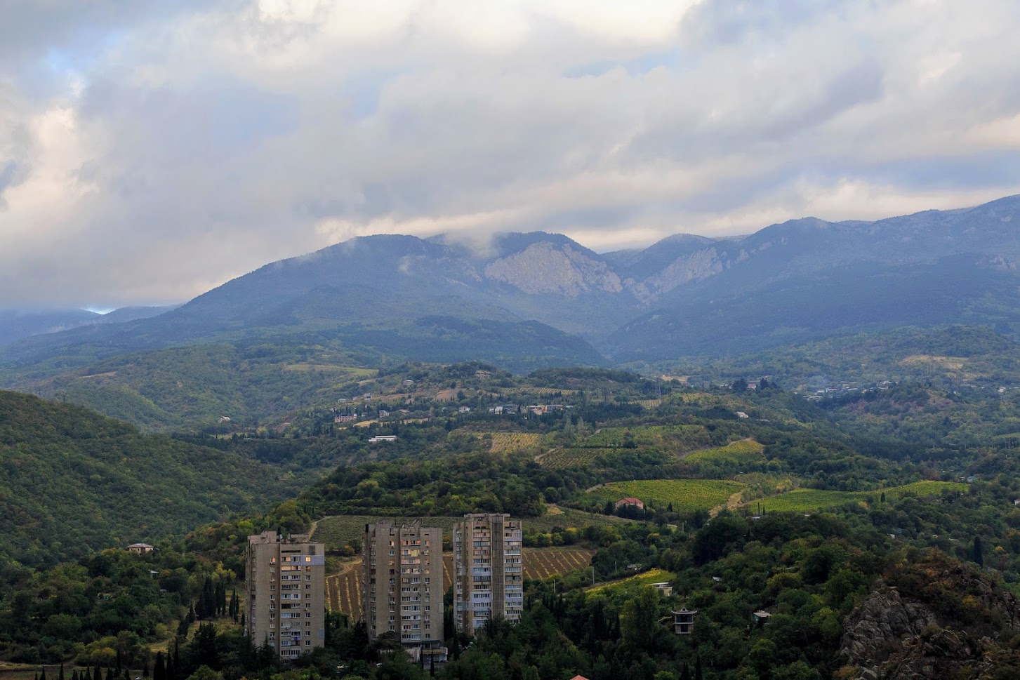 Партенит и окрестности, изображение ландшафта.