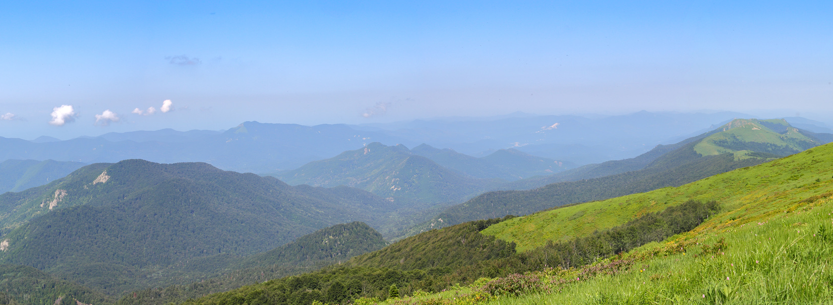 Массив горы Наужи, изображение ландшафта.