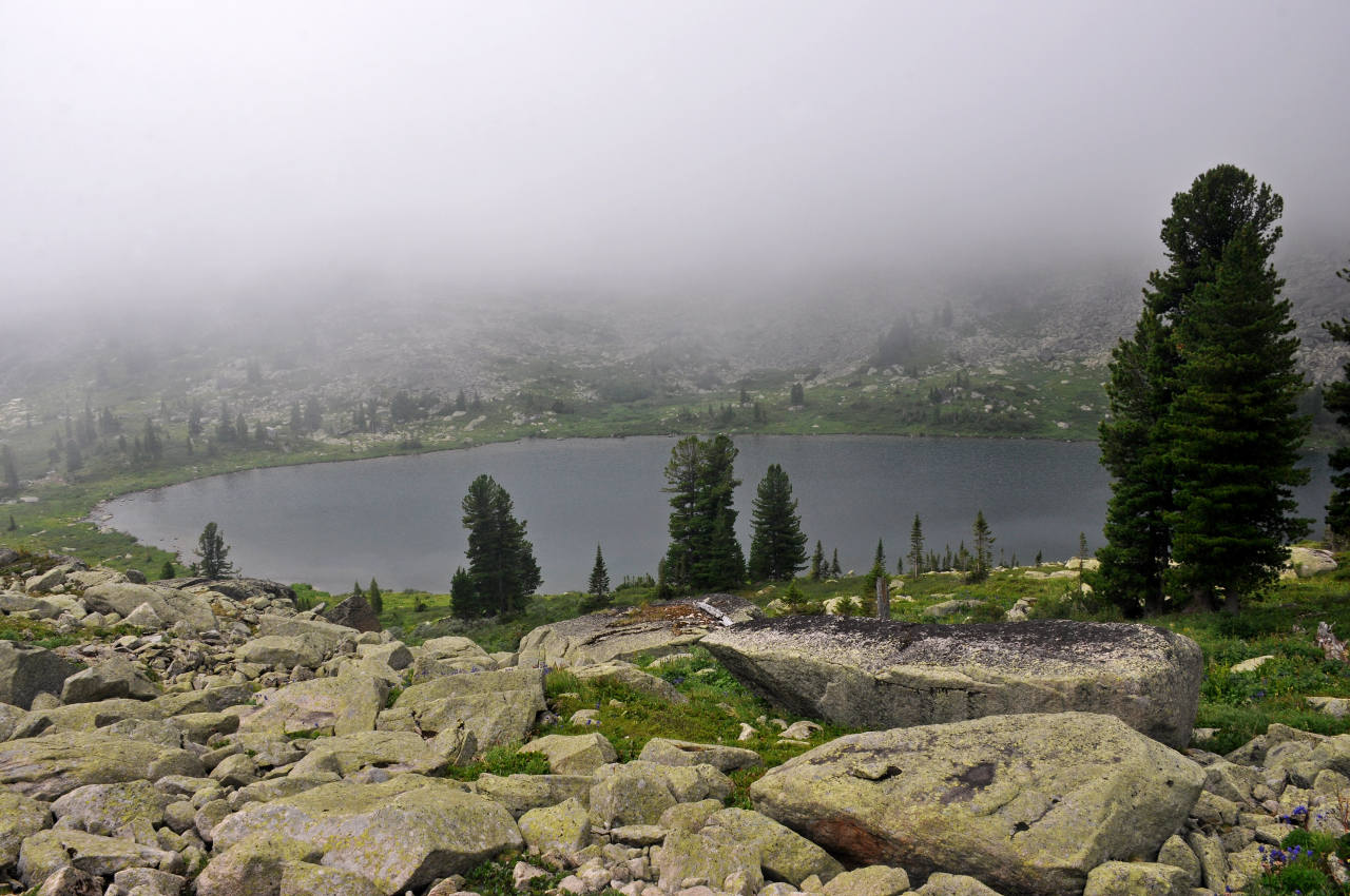 Озеро Мраморное, изображение ландшафта.
