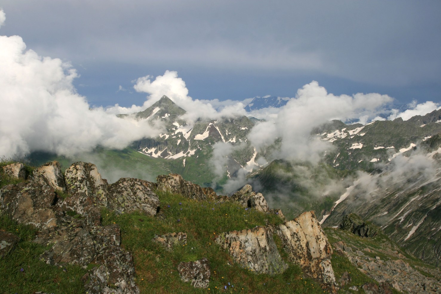 Долина реки Киша, изображение ландшафта.