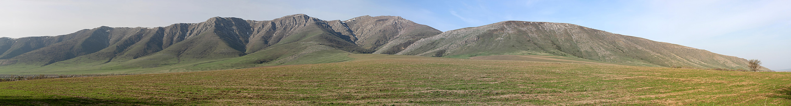 Горы Каракус, изображение ландшафта.