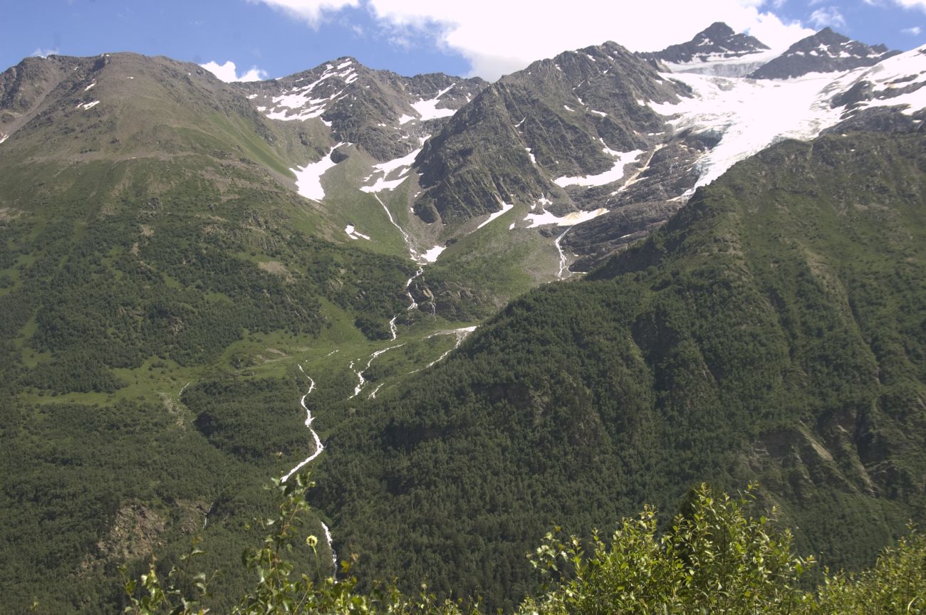 Гора Донгуз-Орун-Гитче-Кара-Баши, изображение ландшафта.