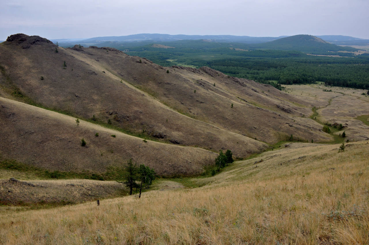 Хребет Нурали, изображение ландшафта.