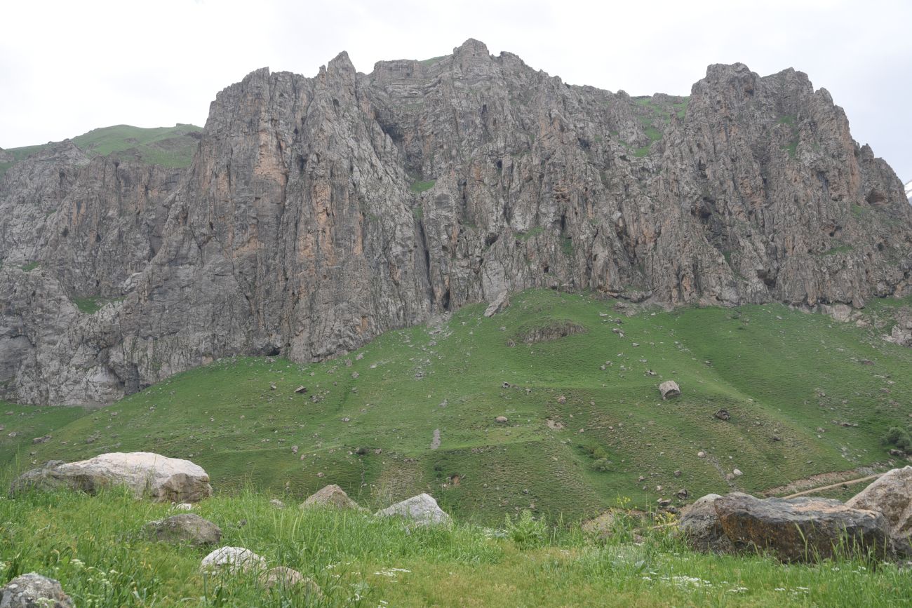 Водопад Гелезо, изображение ландшафта.