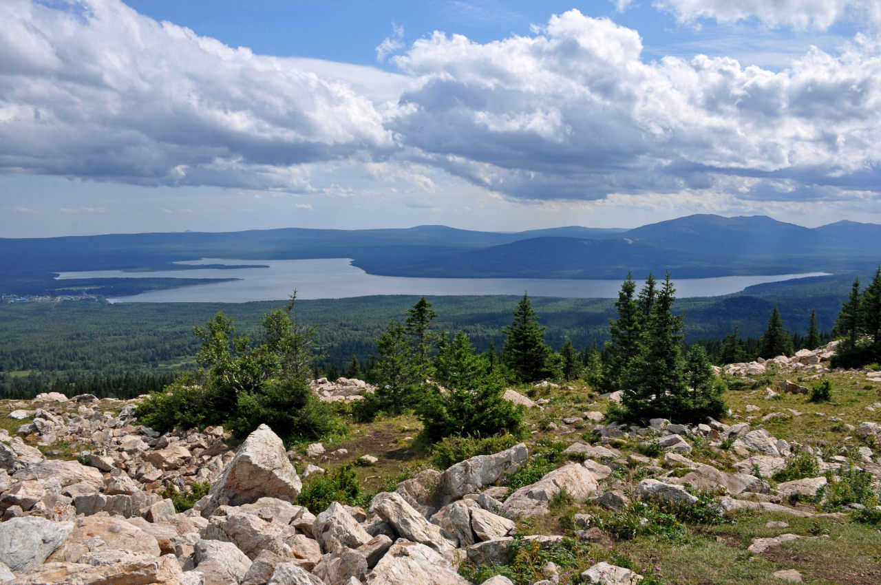 Хребет Зюраткуль, изображение ландшафта.