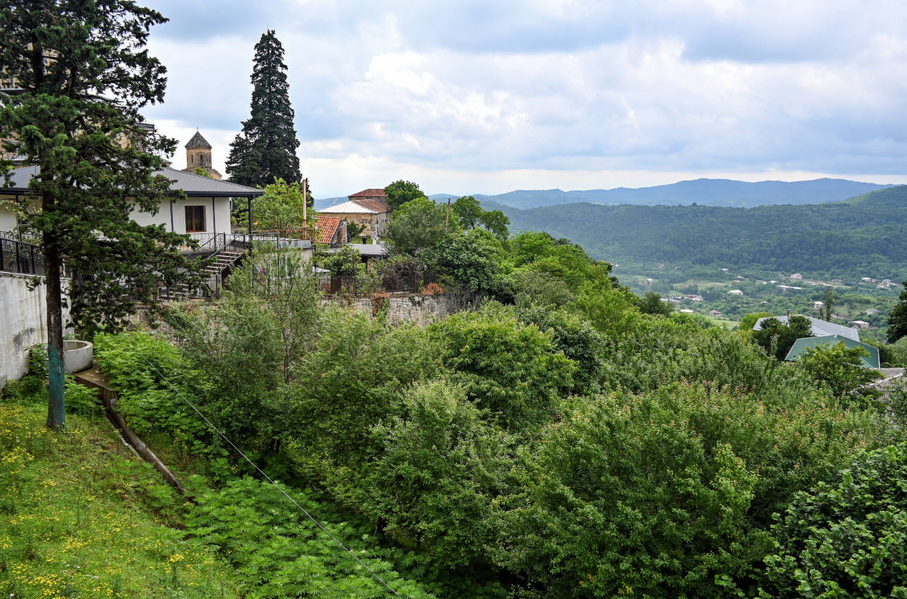 Гелатский монастырь, image of landscape/habitat.