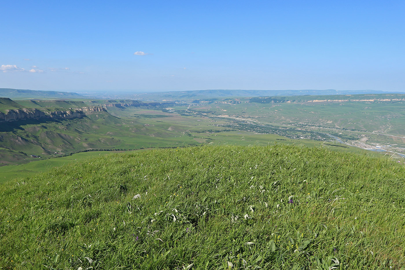 Скала Джегута, изображение ландшафта.
