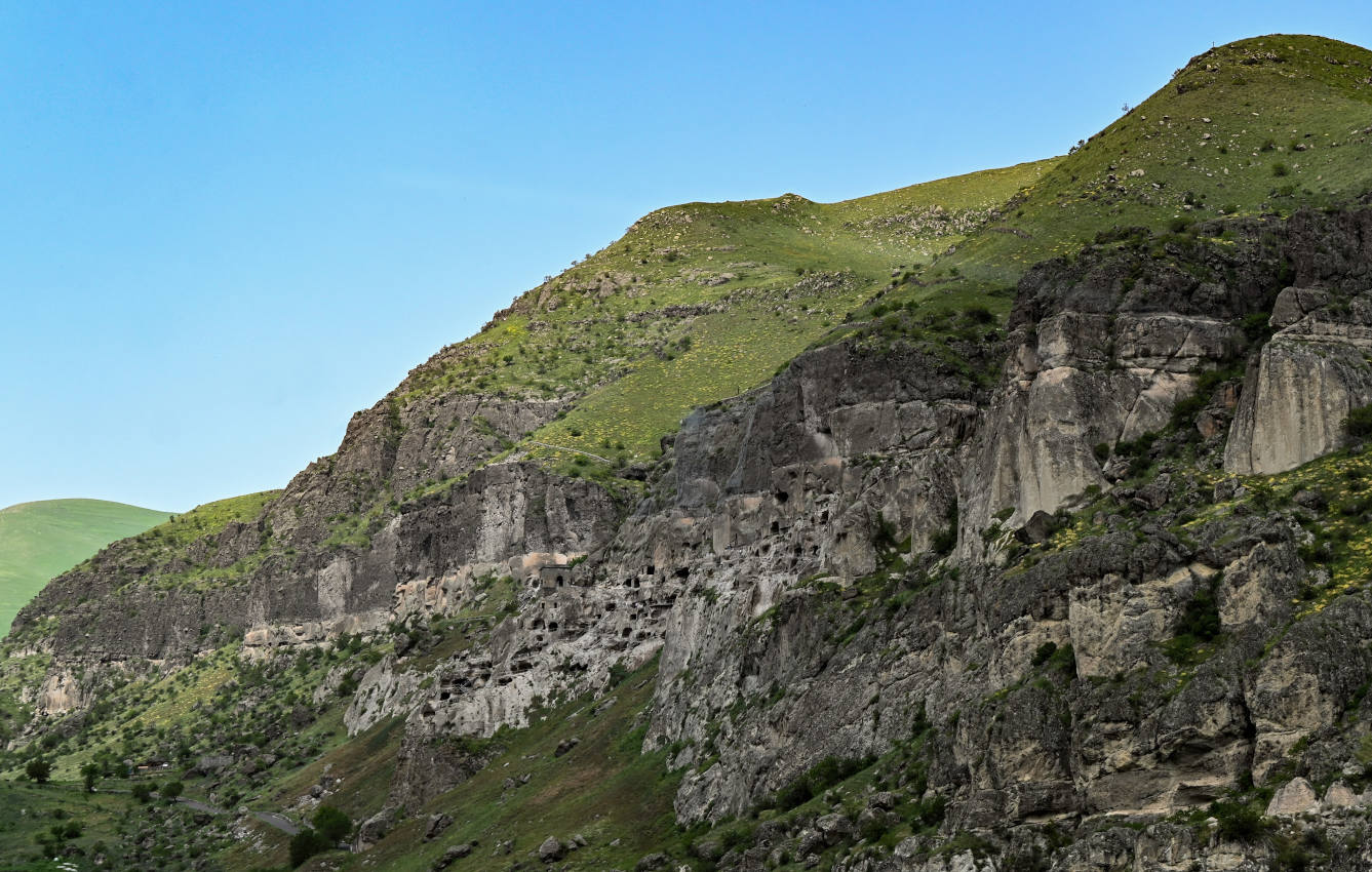 Пещерный монастырь Вардзиа, изображение ландшафта.