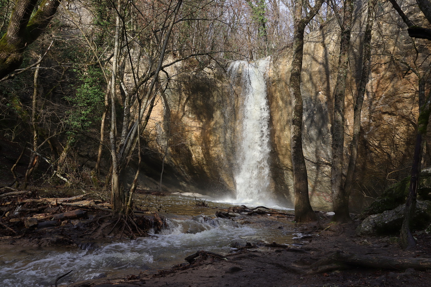 Байдарская долина, изображение ландшафта.