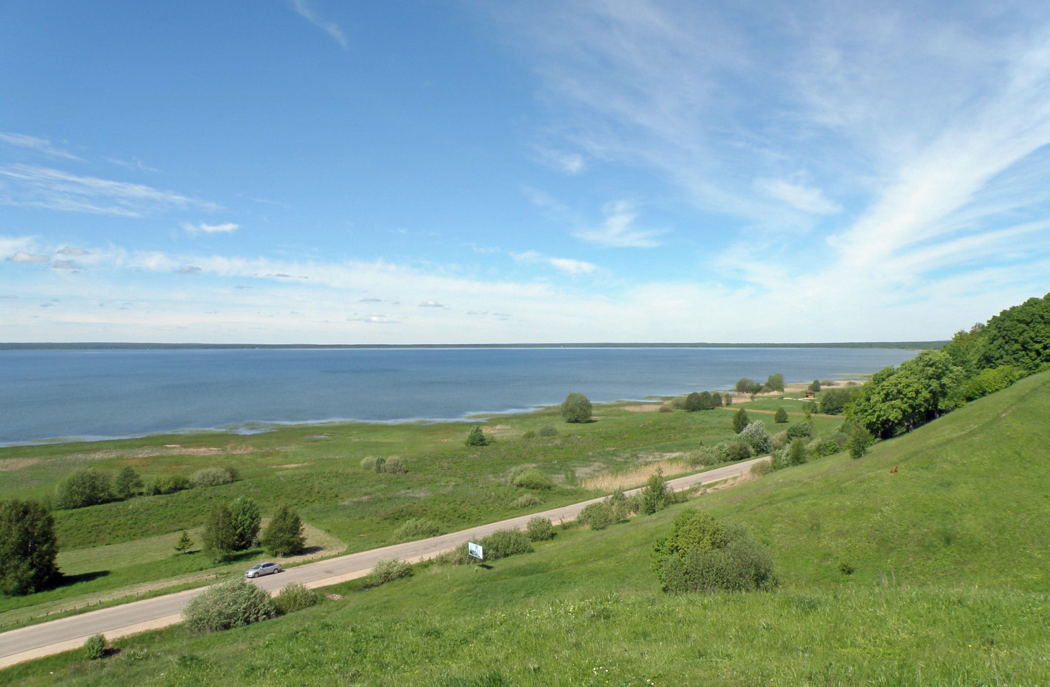 Плещеево озеро, изображение ландшафта.