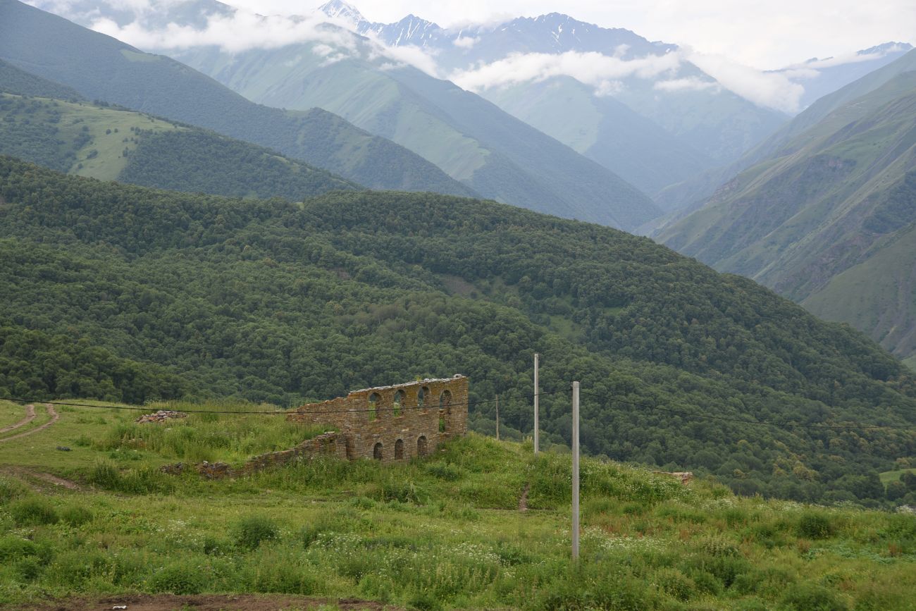 Хакмадой, image of landscape/habitat.