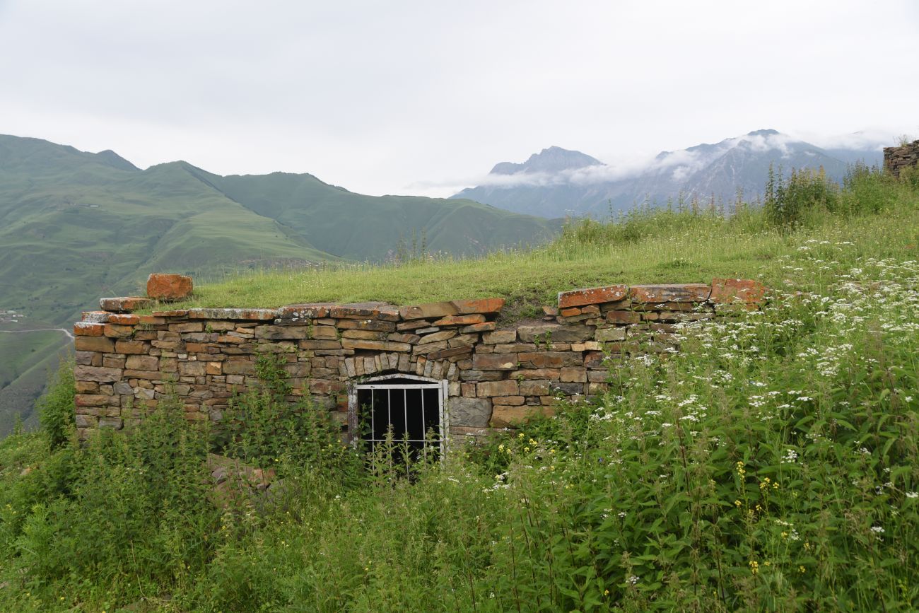Хакмадой, image of landscape/habitat.