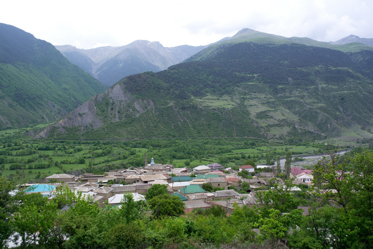 Окрестности села Хрюг, изображение ландшафта.