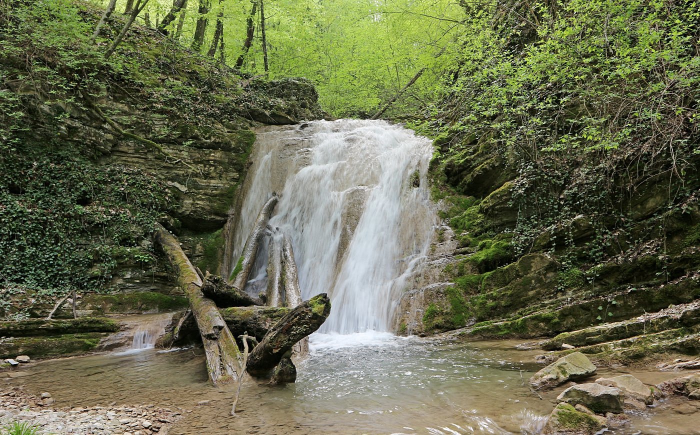 Щель Постакиевская, image of landscape/habitat.