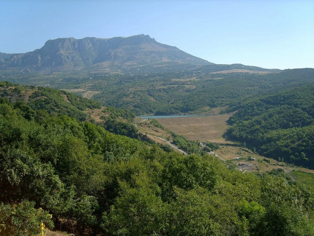 Окрестности села Лучистое, image of landscape/habitat.