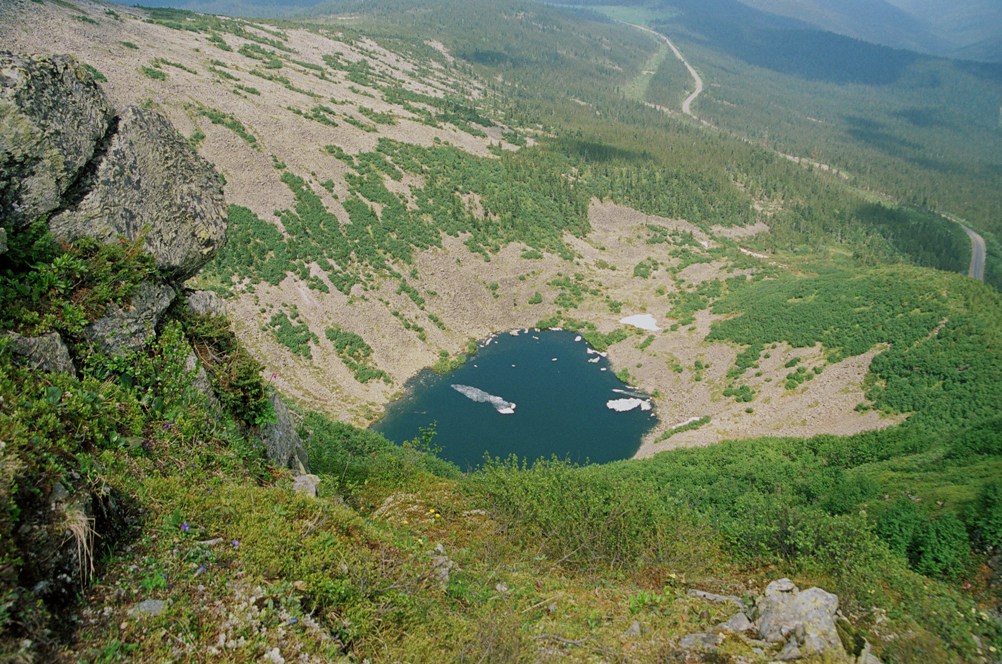 Цирковое озеро, изображение ландшафта.