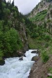 Водопад на притоке, image of landscape/habitat.