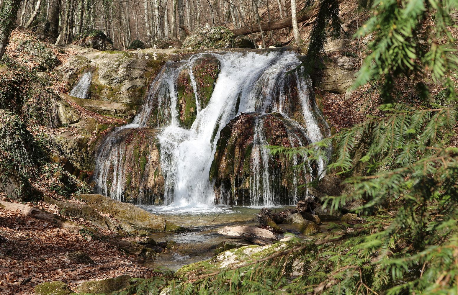 Водопад Джур-Джур, image of landscape/habitat.