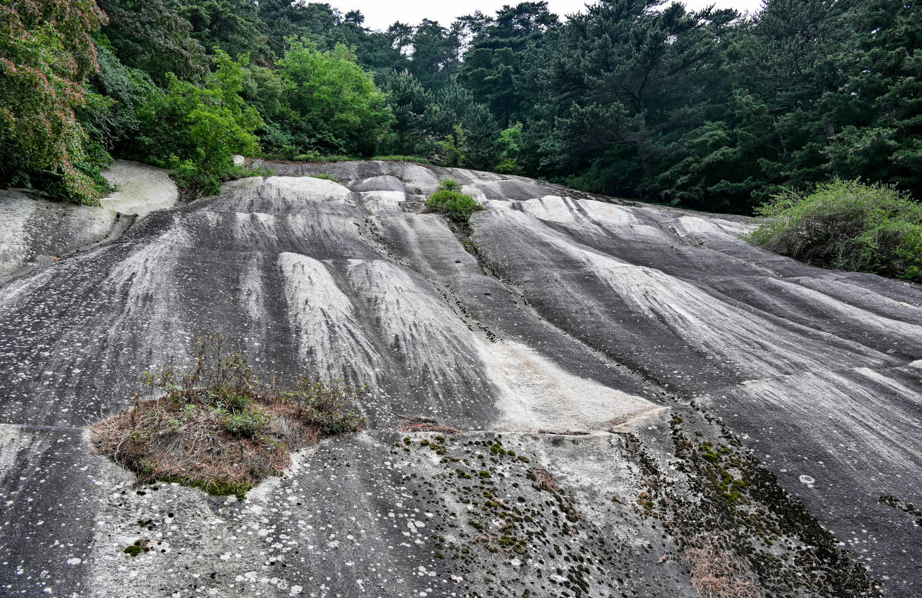 Национальный парк "Хуашань", image of landscape/habitat.