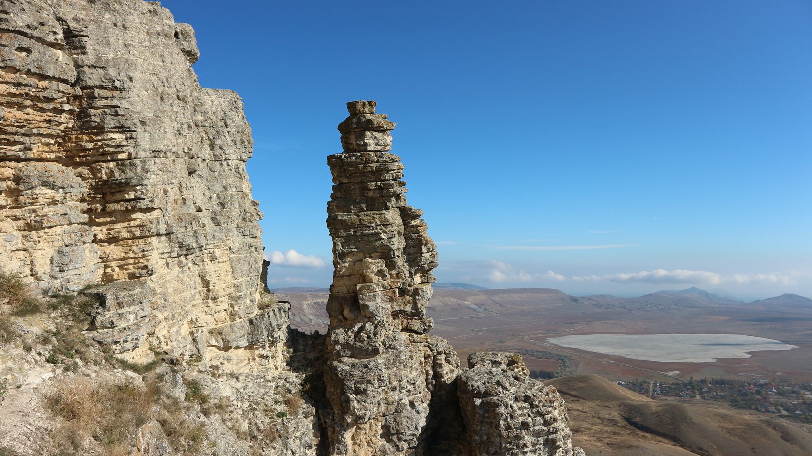 Озеро Бараколь, изображение ландшафта.