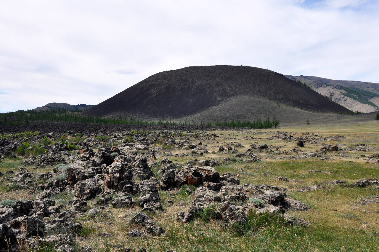Вулкан Хорго, image of landscape/habitat.