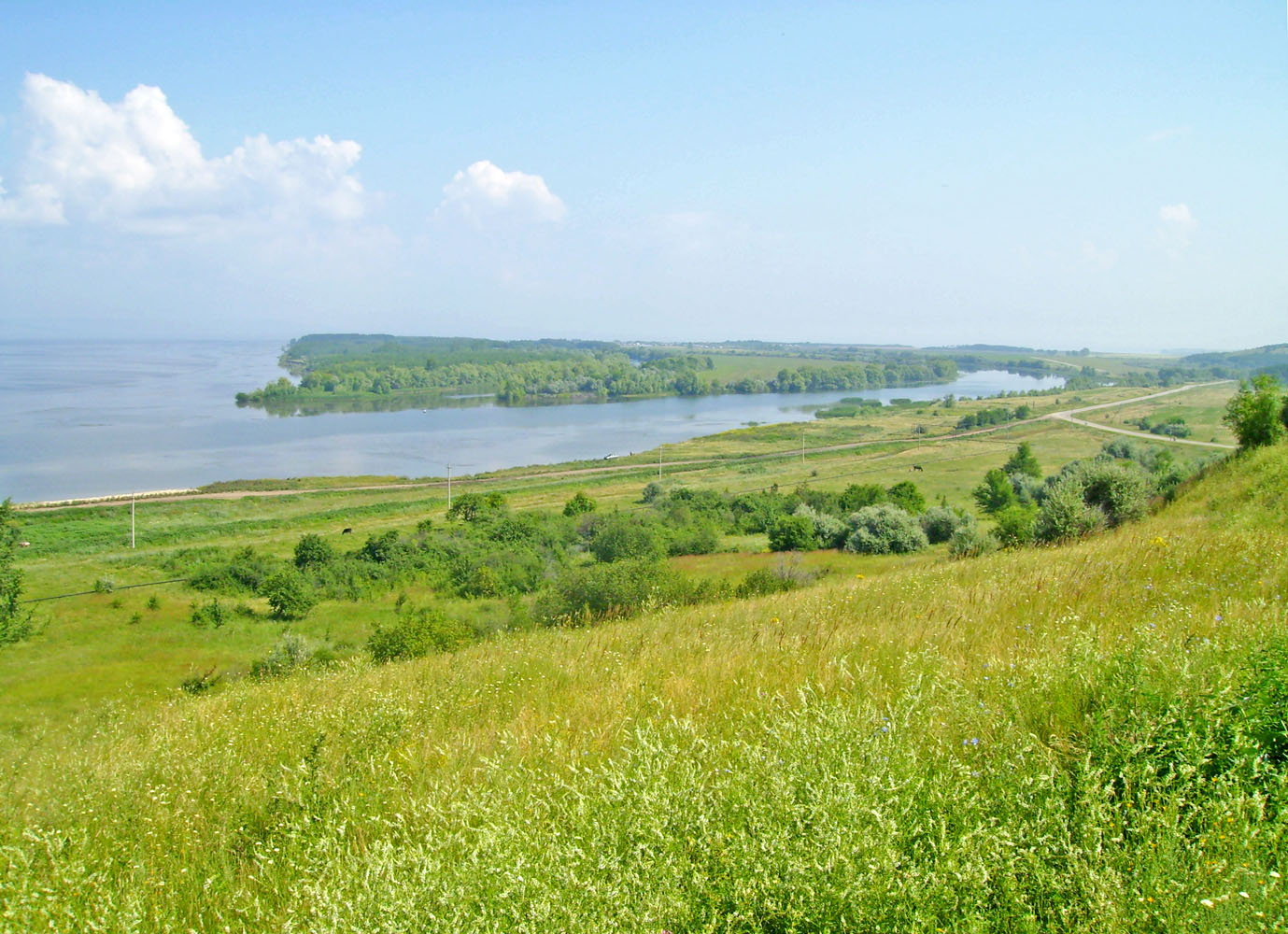 Саратовское водохранилище, изображение ландшафта.