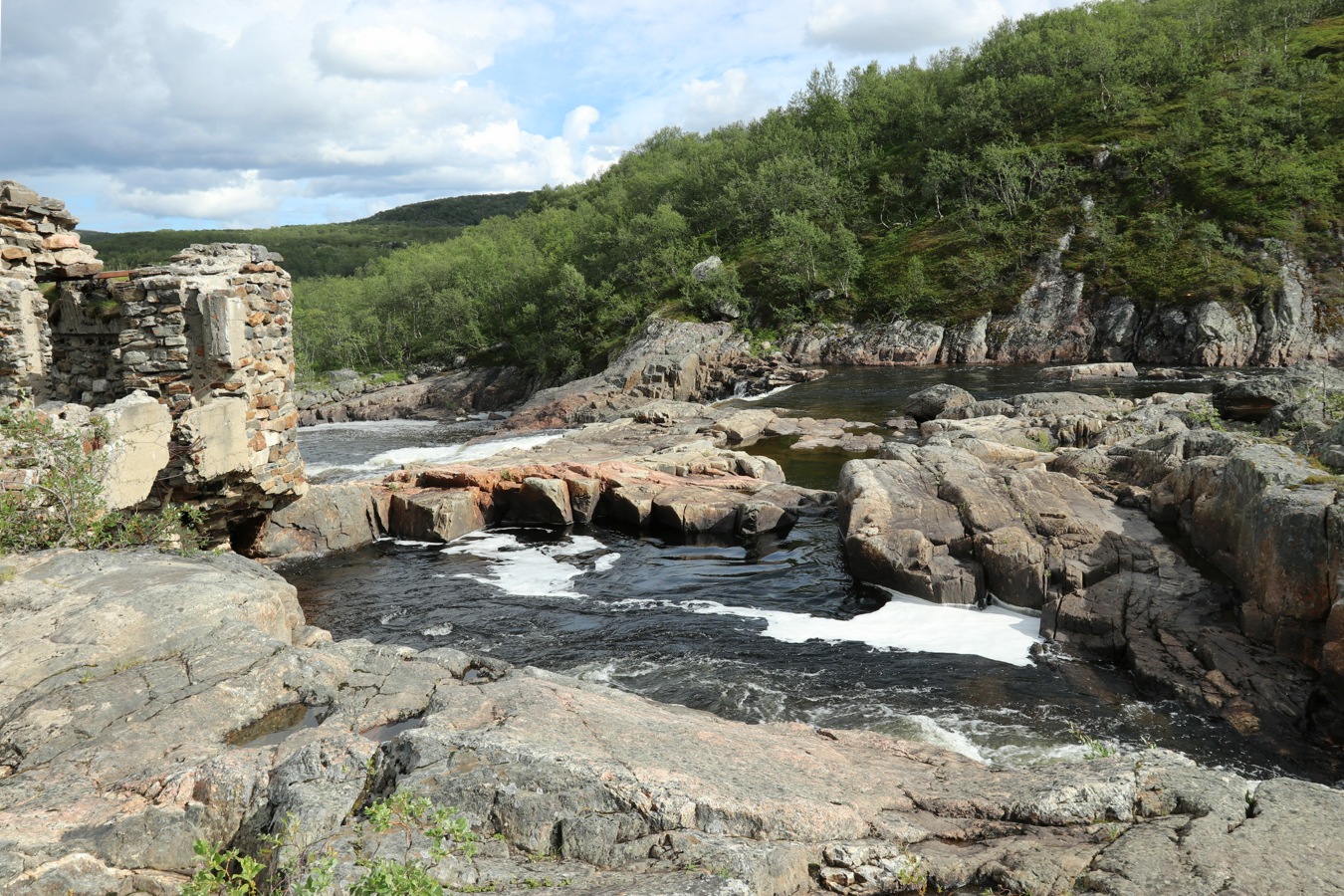 Мельничные водопады, image of landscape/habitat.