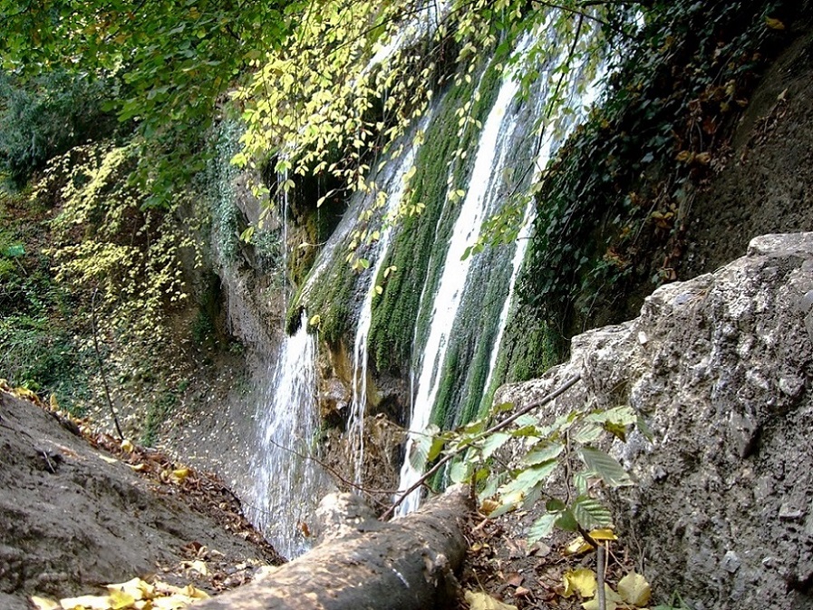 Водопад Джур-Джур, изображение ландшафта.