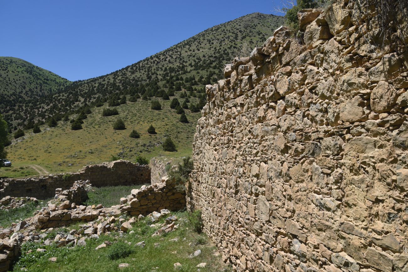 Окрестности Кармраванка, image of landscape/habitat.