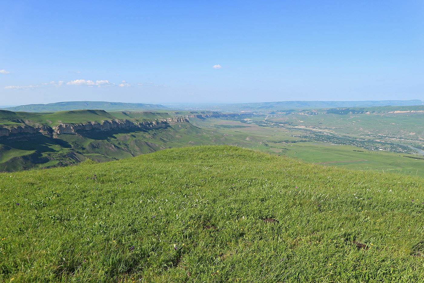 Скала Джегута, image of landscape/habitat.
