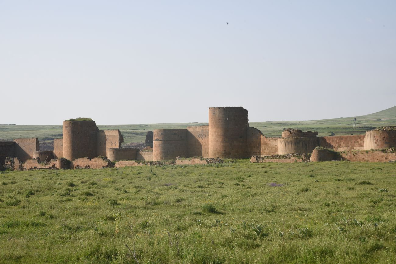 Окрестности бывшего города Ани, image of landscape/habitat.