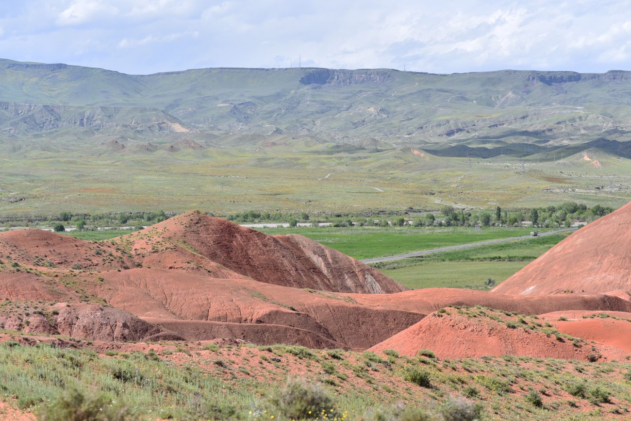 Урочище Кызыл-Кая, image of landscape/habitat.