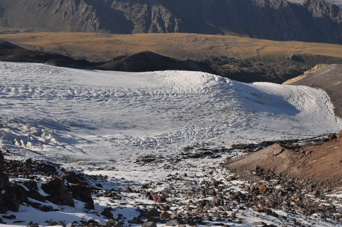 Ледник Уллумалиендерку, image of landscape/habitat.