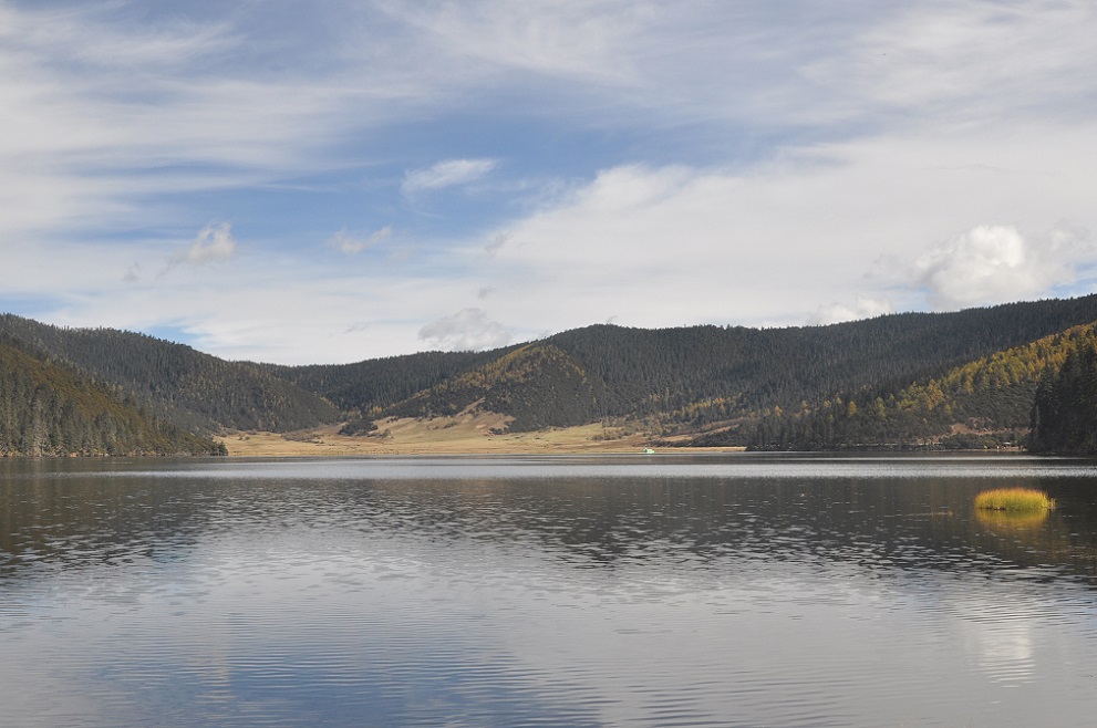 Озеро Шуду, изображение ландшафта.