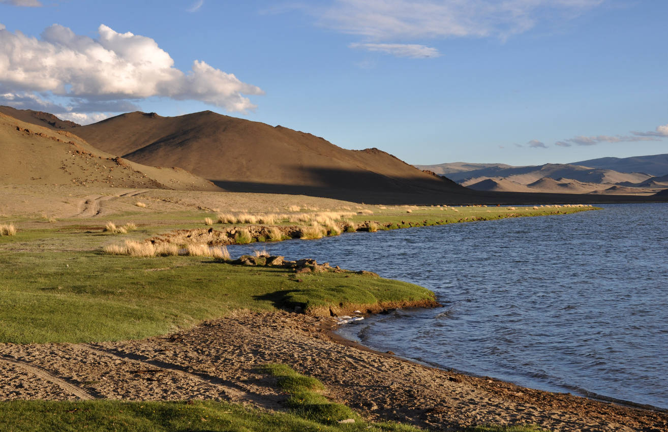 Озеро Дунд-Нуур, image of landscape/habitat.