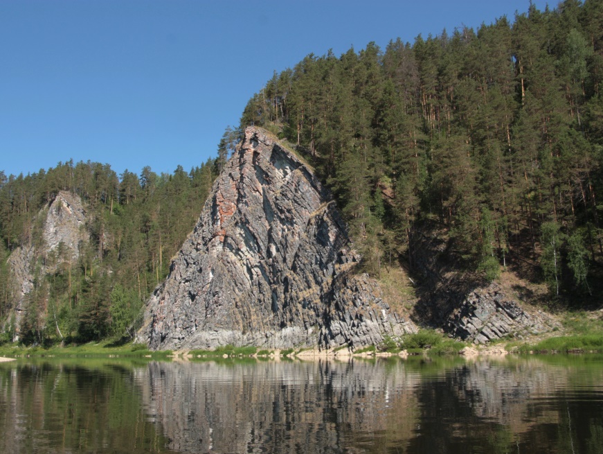 Камень Дужной и его окрестности, изображение ландшафта.