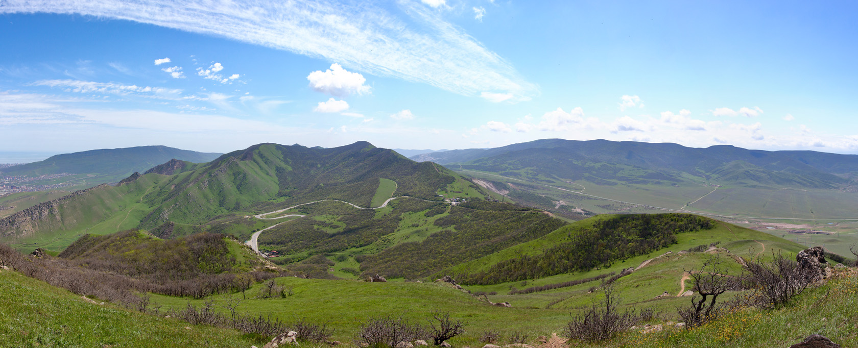 Хребет Нарат-Тюбе, изображение ландшафта.