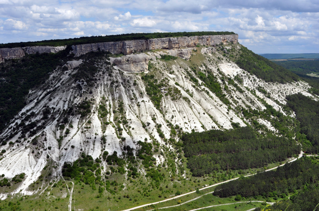 Чуфут-Кале, image of landscape/habitat.