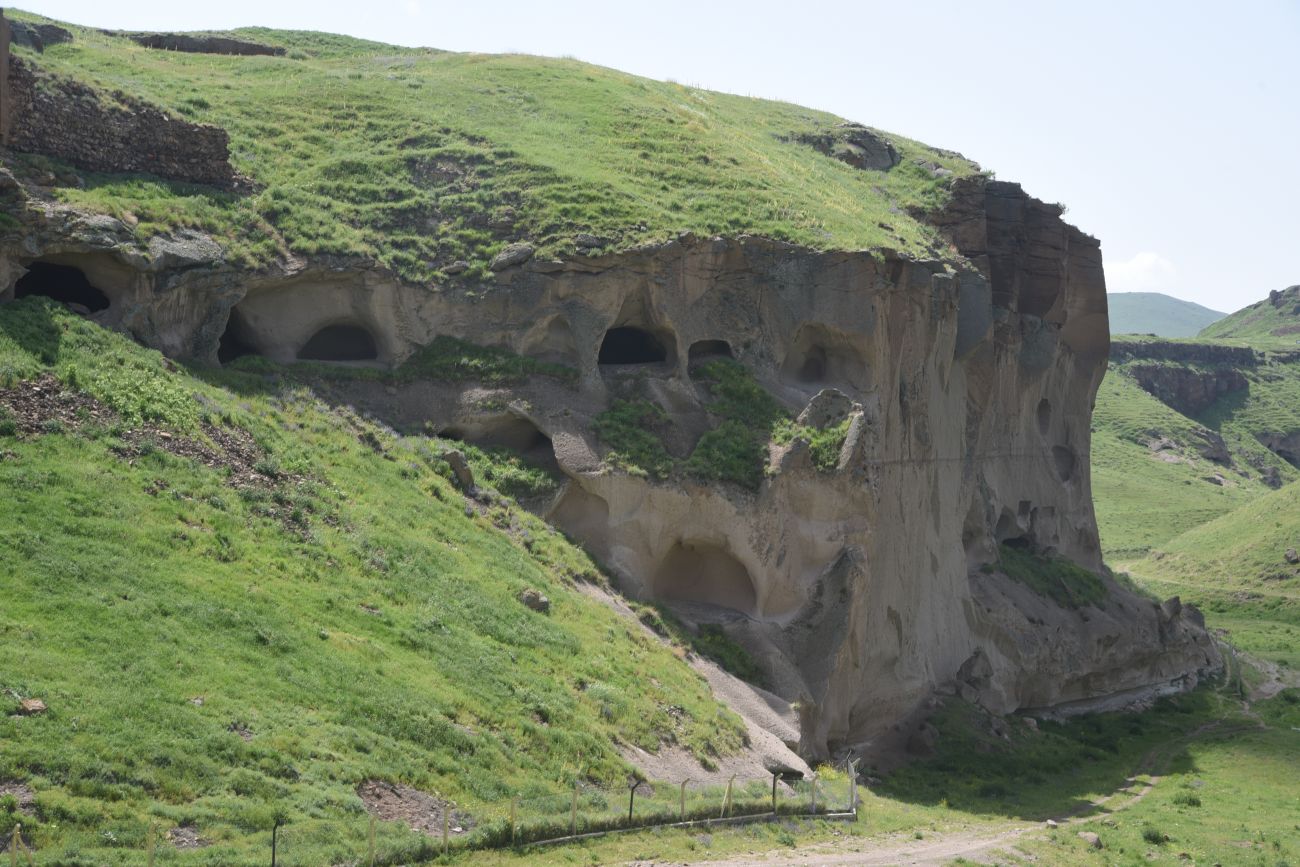 Игадзор, image of landscape/habitat.