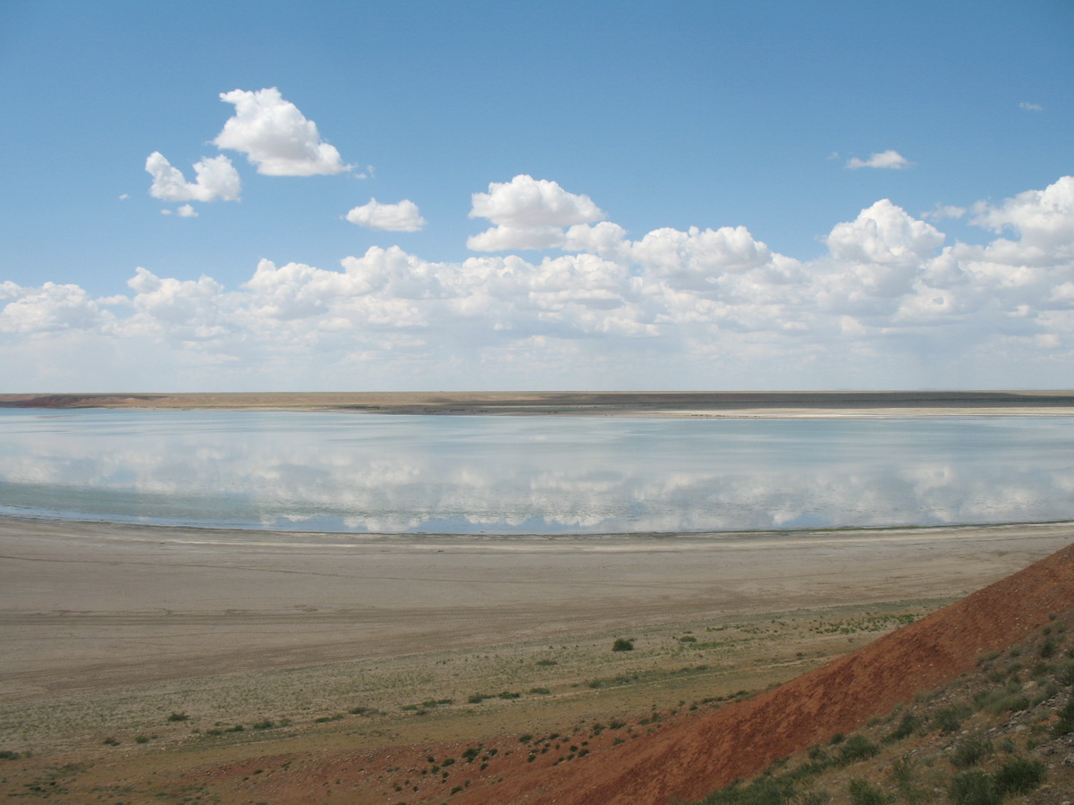 Озеро Кызылколь, image of landscape/habitat.