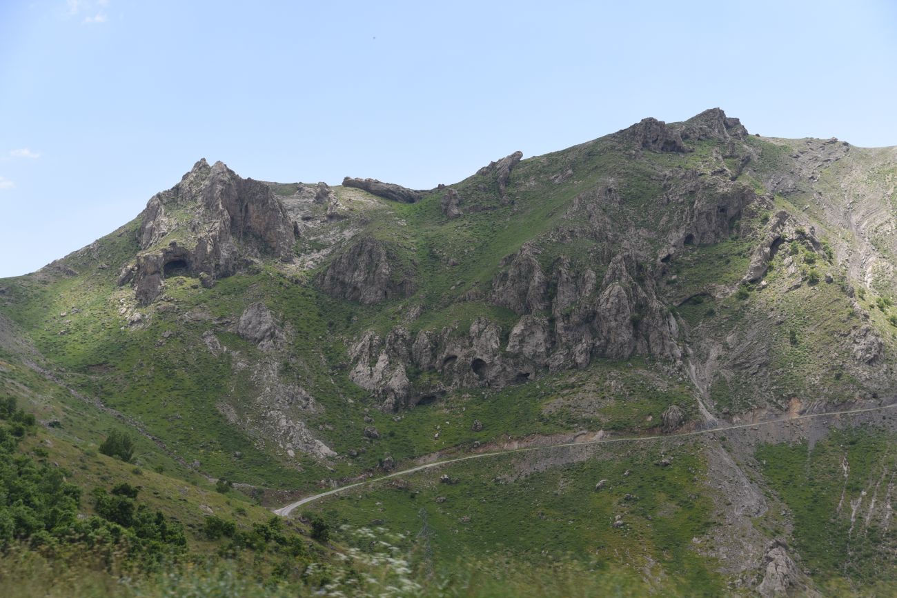 Перевал Сувари-Кутра, изображение ландшафта.