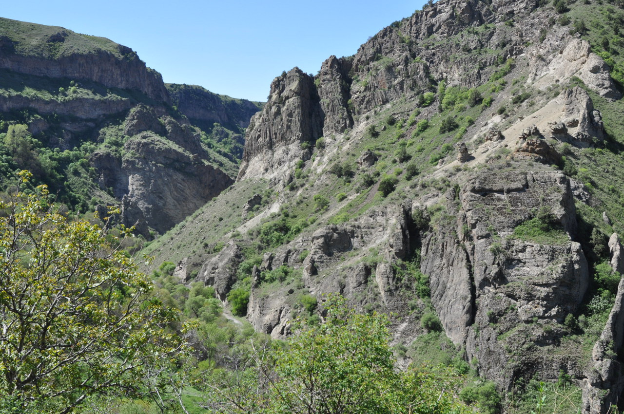 Ущелье реки Арпа, image of landscape/habitat.