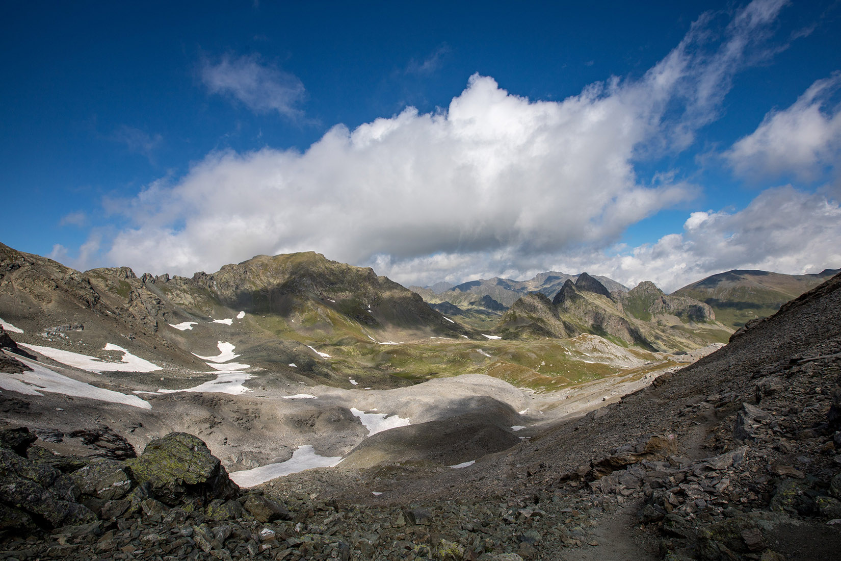 Хребет Абишира-Ахуба, изображение ландшафта.