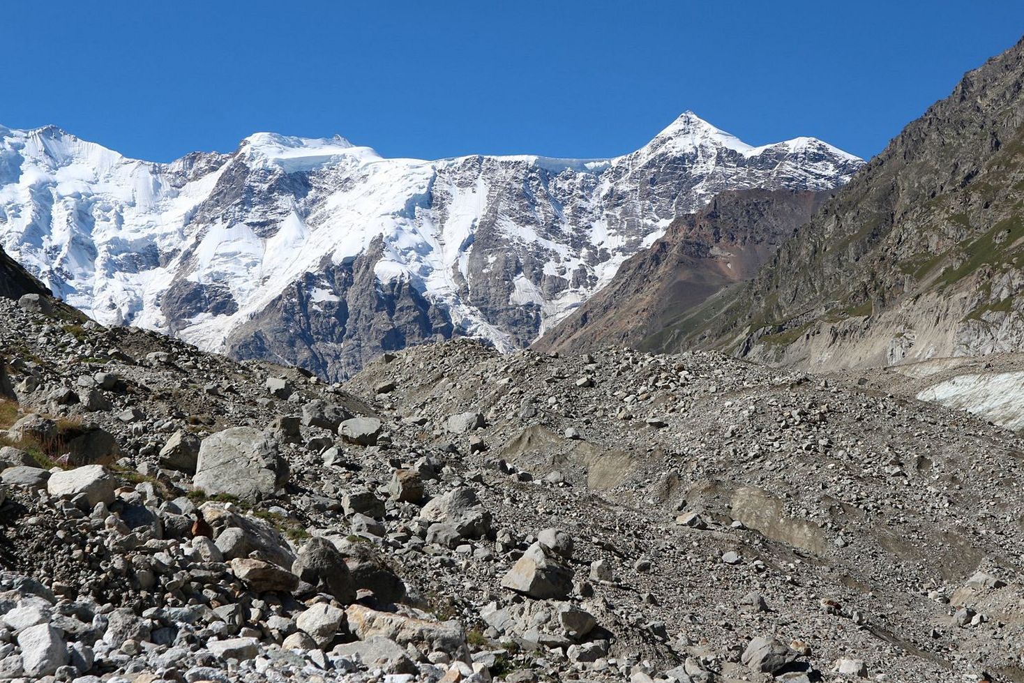 Черек-Безенгийское ущелье, image of landscape/habitat.